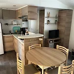 Mobil-home Parc Montana *